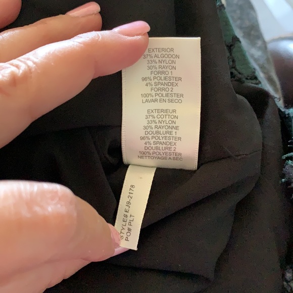 Eliza J Tulip Hem Lace Dress - Picture 16 of 16